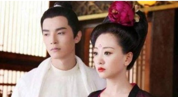 Tại sao đàn ông thời xưa có ba, bốn thê thiếp vẫn lui tới các nhà chứa? Bốn lý do này nói lên sự thật!