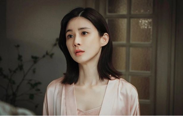 Nh&#xEC;n m&#xE2;m c&#x1A1;m c&#x1EEF; m&#xE0; m&#x1EB9; ch&#x1ED3;ng chu&#x1EA9;n b&#x1ECB; cho m&#xEC;nh, t&#xF4;i &#x1EE9;a n&#x1B0;&#x1EDB;c m&#x1EAF;t khi b&#x1B0;ng b&#xE1;t c&#x1A1;m l&#xEA;n &#x103;n