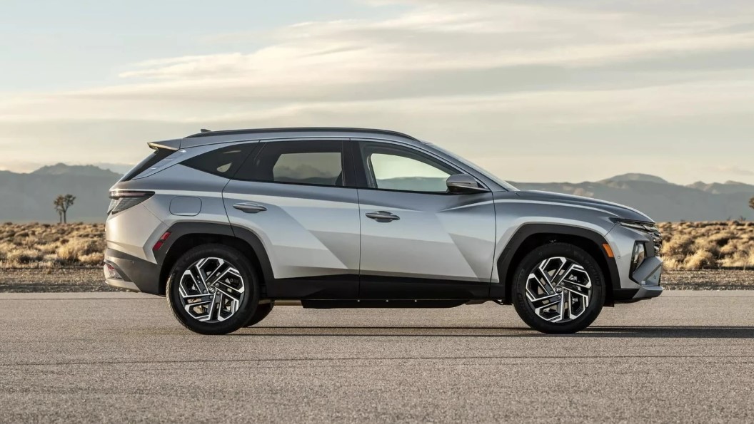 Cận cảnh Hyundai Tucson 2024 vừa trình làng: Thiết kế ấn tượng hơn, thêm chế độ lái 