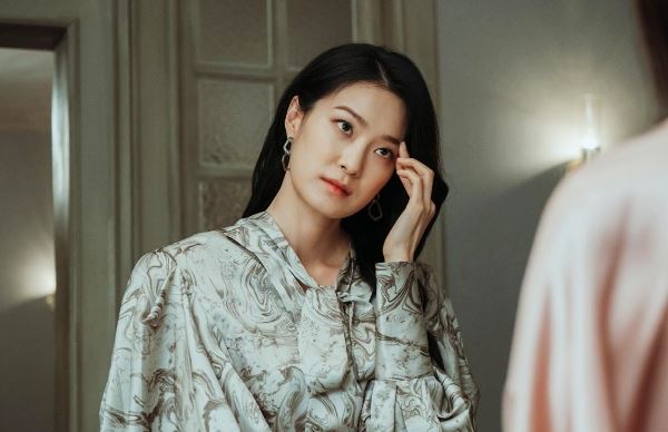 Mẹ chồng có hành động khiếm nhã khiến tôi phải góp ý, nhưng không ngờ bà bỗng nhiên chửi ầm lên