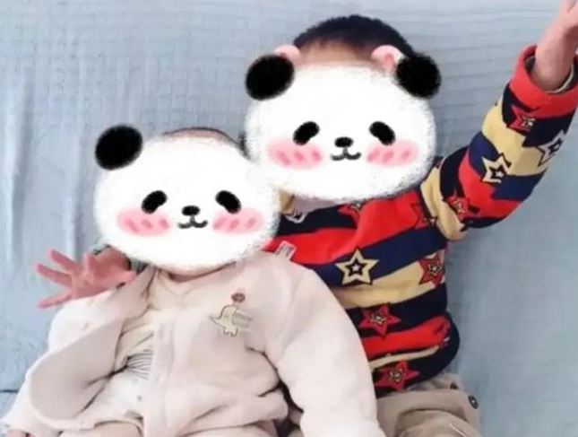 Gặp lại con sau 3 năm ly hôn, hành động đầu tiên của con khiến người phụ nữ đau lòng