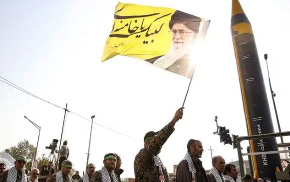 Xung đột ở Trung Đông có thể buộc Mỹ thông qua viện trợ cho Ukraine và Israel