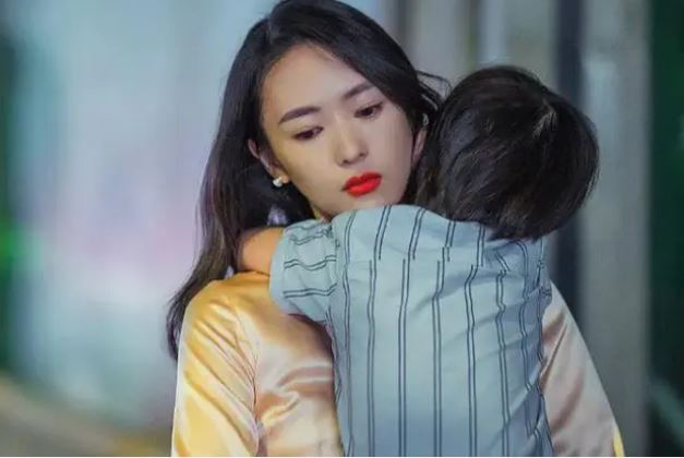 Mẹ chồng vừa độc đoán vừa cổ hủ khiến tôi cảm thấy bất lực