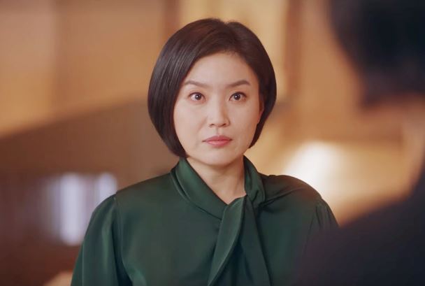 Ngủ cùng giường nhưng bố mẹ chồng không nói chuyện với nhau suốt 10 năm, khi ông mất đi tôi mới biết chân tướng