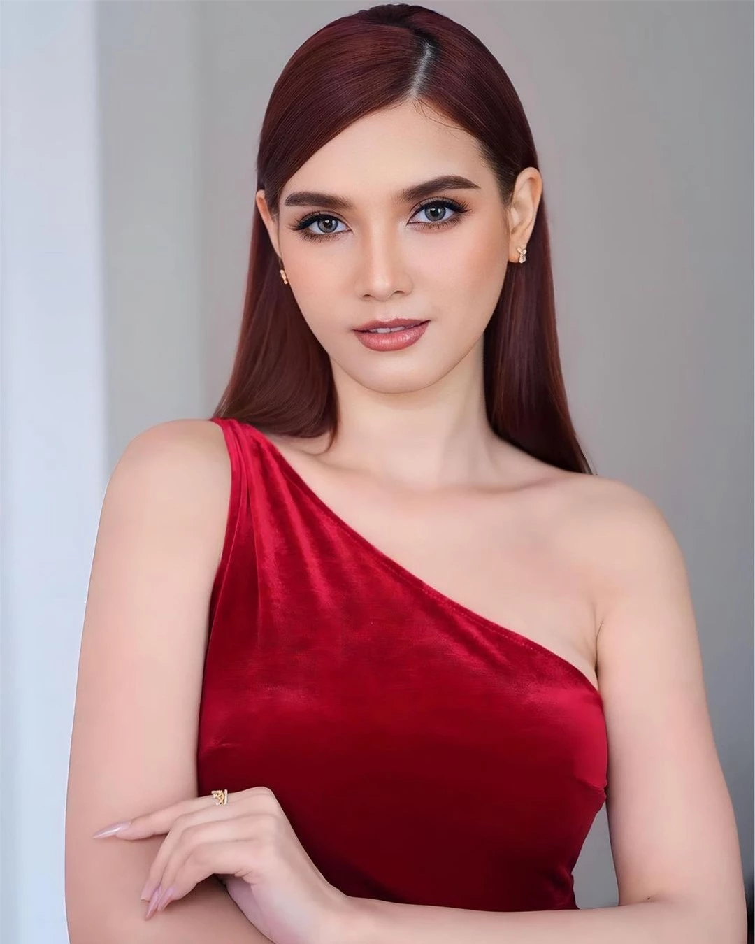 Người đẹp lai đăng quang Hoa hậu Siêu quốc gia Lào ảnh 12