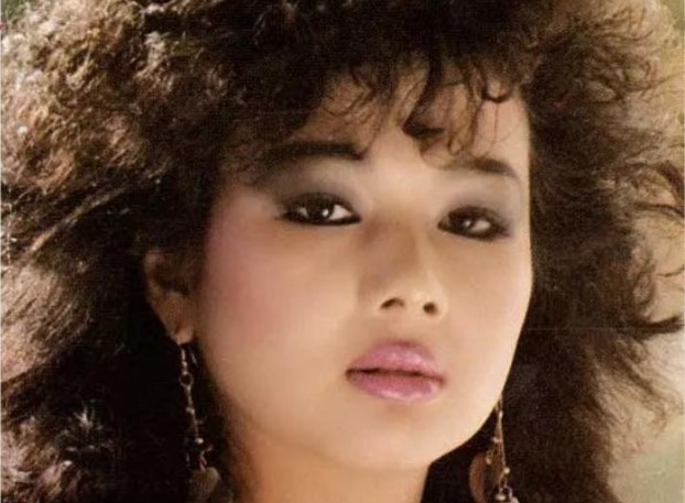 Cùng cảnh ngộ với Thương Tín, mỹ nhân 'b.ốc l.ửa' một thời nay sống lang thang, ngủ vỉa hè