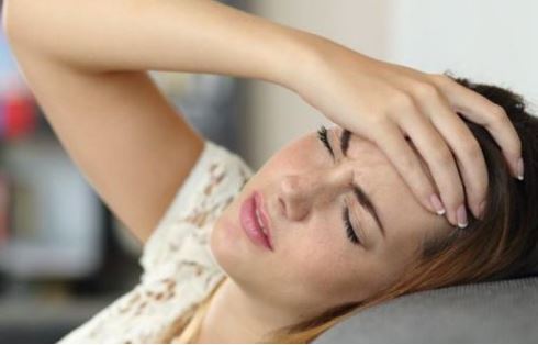 Dấu hiệu cảnh báo đột quỵ trong mùa nắng nóng