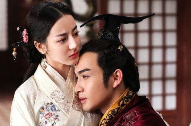 Tần Thủy Hoàng có hơn 20 người con, nắm trong tay hậu cung 'hùng hậu', nhưng tại sao sử liệu không có ghi chép về phi tần?