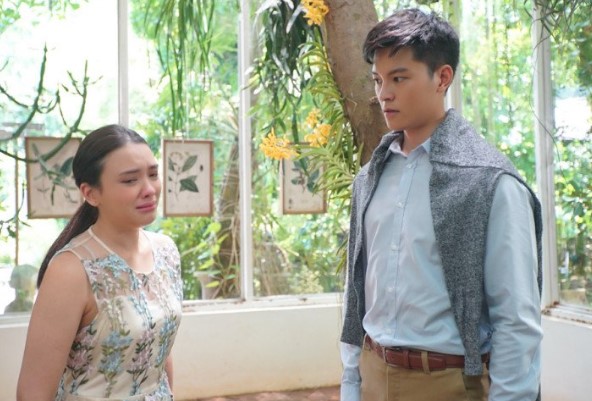 Thấy chiếc váy ngủ màu đỏ gợi cảm chồng tặng, tôi điều tra rồi ê chề biết bị cắm sừng