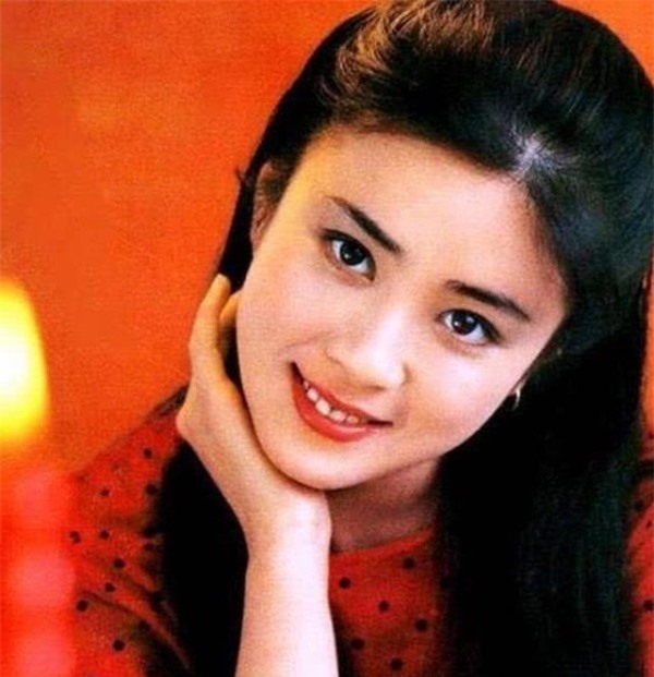 Cuộc đời Đát Kỷ gợi cảm nhất màn ảnh: Hai lần ly hôn, con trai duy nhất qua đời ảnh 4