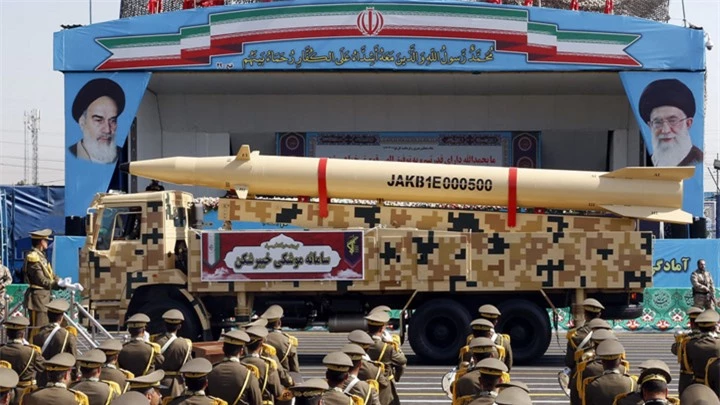 Tên lửa Iran Kheibar Shekan. (Ảnh: RT)