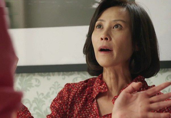 Con dâu mắng sa sả vào mặt mẹ chồng vì bà đòi tái hôn, biết nguyên nhân ai cũng bênh người con