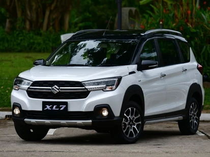 Giá xe Suzuki XL7 tháng 4/2024 ’rẻ ngã ngửa’, nhăm nhe ‘kết liễu’ Mitsubishi Xpander Cross