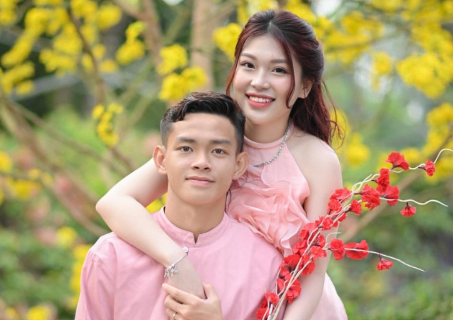 Cầu thủ duy nhất của U23 Việt Nam đã có vợ vừa lập "cú đúp" để đời ở U23 châu Á