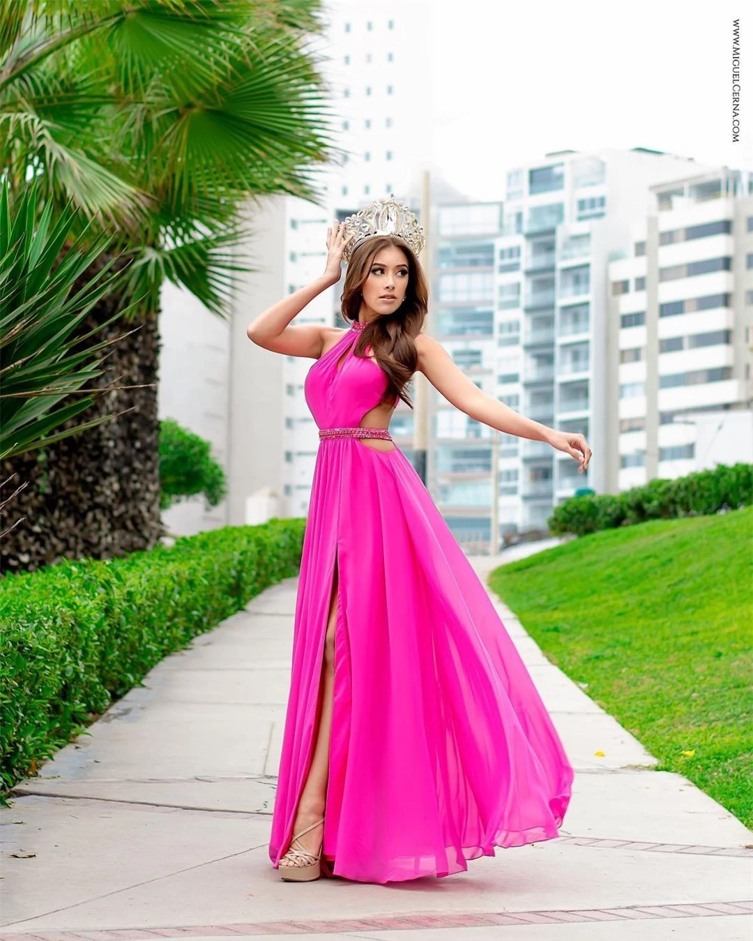 Vẻ nóng bỏng của tân Hoa hậu Hòa bình El Salvador ảnh 17