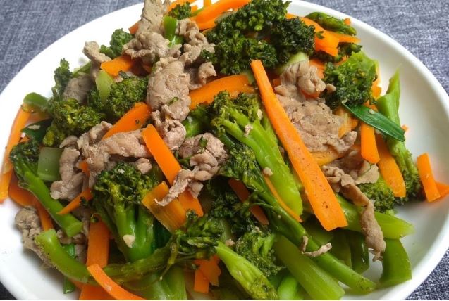 Chị em ở tuổi nào cũng nên dùng ngay 4 "món" để giải độc cơ thể, giúp giảm mụn và tái tạo tế bào da