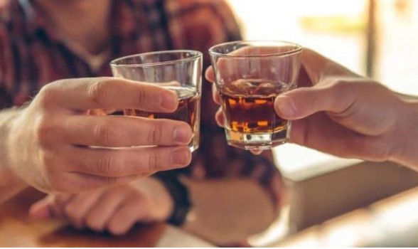 Đại kỵ khi uống rượu, biết mà tránh kẻo 'ân hận thì đã muộn'