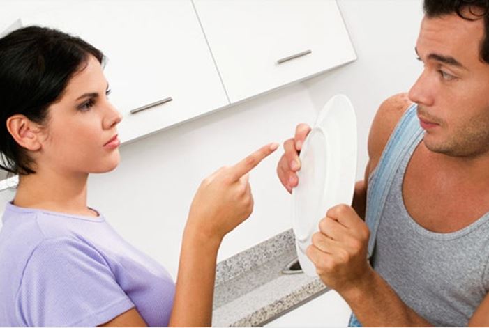 Dấu hiệu nhận biết nói dối qua ngôn ngữ cơ thể