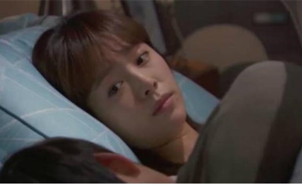 Chồng chê vợ xấu sau sinh sang sống với bồ, mẹ chồng lấy luôn 100 triệu bắt con dâu tiêu hết và cái kết choáng lúc con trai về