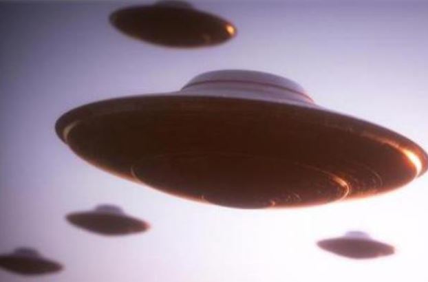 Tìm thấy nhiều phiến đá có hình đĩa bay, Nga nghi ngờ dấu vết của "người ngoài hành tinh"?