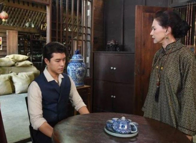 Dốc hết gia tài cho con trai cưới vợ, sau cưới nghe con dâu nói một câu tôi tức tím mặt