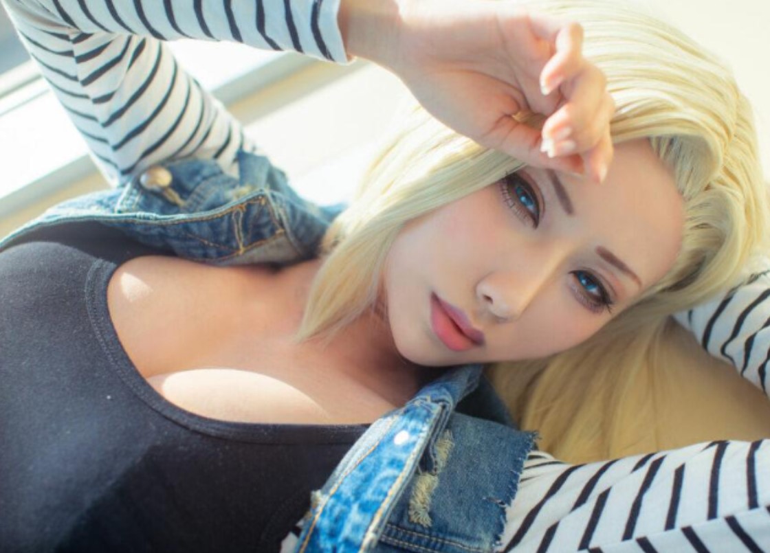 Màn cosplay Android 18 khiến fan Dragon Ball chẳng thể rời mắt