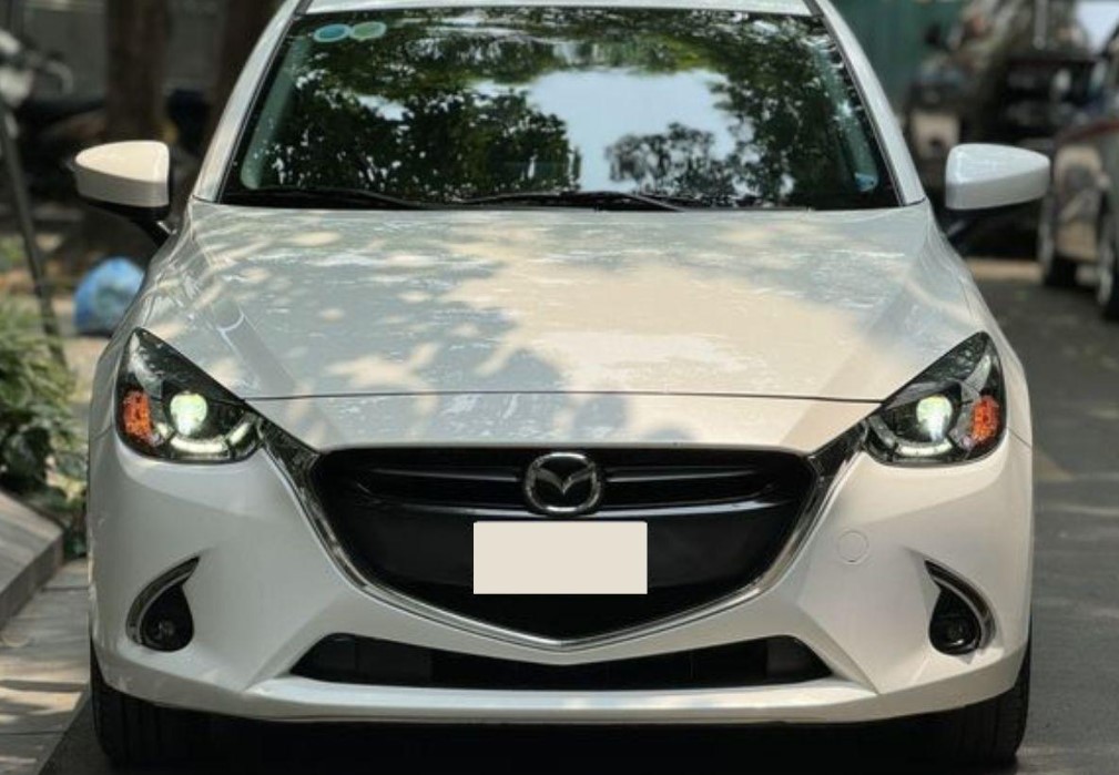 Lăn bánh ‘siêu lướt’ 6.500 km, Mazda2 rao bán rẻ hơn 200 triệu đồng so với mua mới