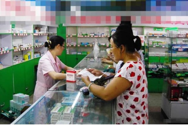 Hiện tượng kỳ lạ của xã hội: Trên đường phố hàng loạt ngành nghề khó khăn, nhưng riêng 3 ngành này ngày càng mở nhiều