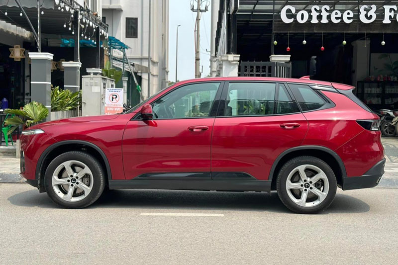 Sau 4 năm sử dụng, VinFast Lux SA2.0 chạy lướt được chủ nhân bán lại với giá 'giật mình'