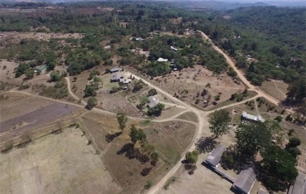Bí ẩn chưa có lời giải: 62 đứa trẻ tại Zimbabwe tuyên bố nhìn thấy UFO ở sân trường - Ảnh 3.