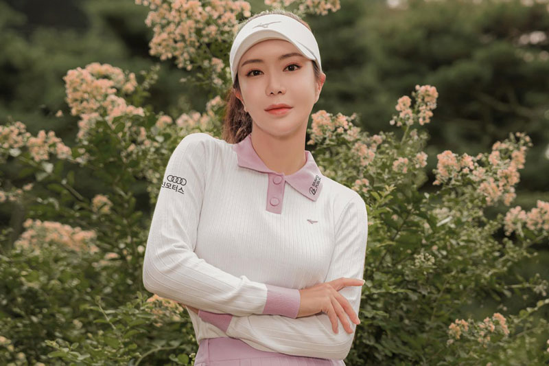 Vẻ đẹp ‘gây nghiện’ của golf thủ Hàn Quốc