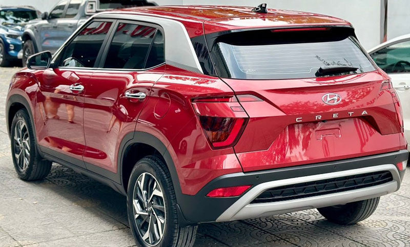 Mới lăn bánh hơn 3.000 km, Hyundai Creta 'siêu lướt' bán lại với giá rẻ ngỡ ngàng