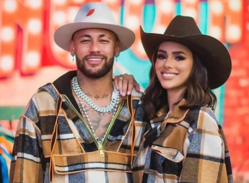 Sinh nhật bạn gái cũ, cầu thủ đắt nhất thế giới Neymar có động thái thể hiện tình cảm khiến cô nàng “xiêu lòng”