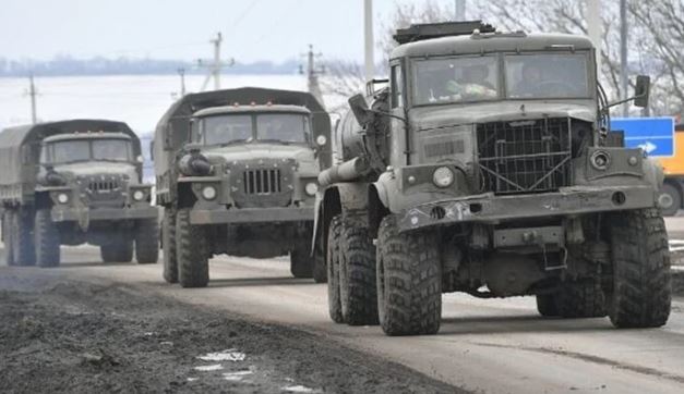 Đoàn xe hậu cần Nga khốn khổ trước ‘vết chân chim’ của Ukraine