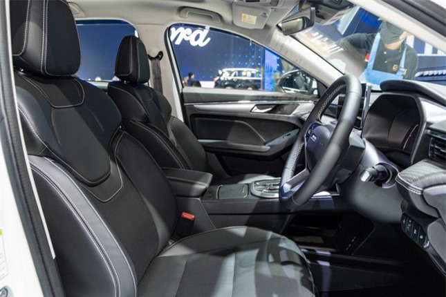 Mẫu xe hybrid rẻ nhất phân khúc B sắp cập bến Việt Nam ảnh 8