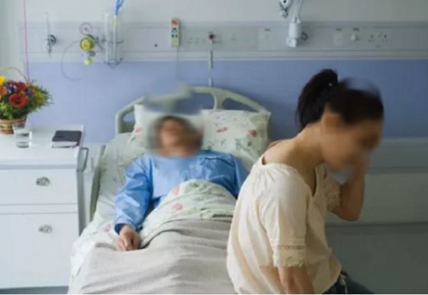 Bố mẹ chia tài sản thiếu công bằng nhưng lại bắt vợ chồng tôi phải chăm sóc chu đáo