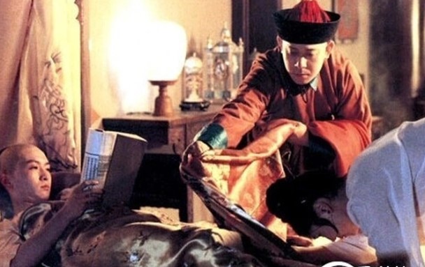 Vì sao phi tần thời nhà Thanh sau khi thị tẩm xong lại không được ở lại tẩm cung Hoàng đế qua đêm?