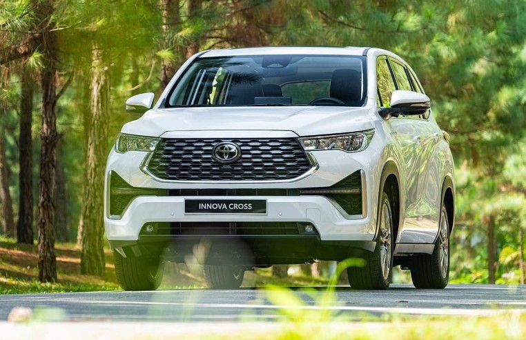 Phân khúc tiết kiệm xăng nhất Việt Nam: tăng trưởng hơn 200%, vua doanh số tháng 3 gọi tên một mẫu xe Toyota