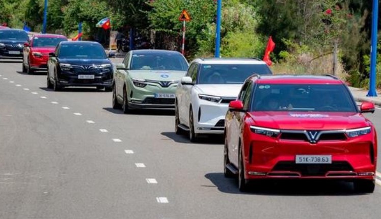 Loạt ô tô điện VinFast bất ngờ điều chỉnh giá, thấp nhất từ 468 triệu đồng