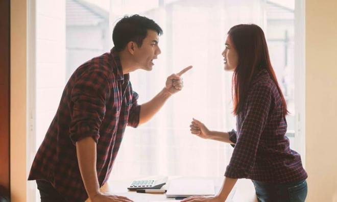 Cẩn thận! Có 6 đặc điểm trên khuôn mặt đàn ông có thể dẫn đến bạo lực gia đình, phụ nữ nên tránh xa