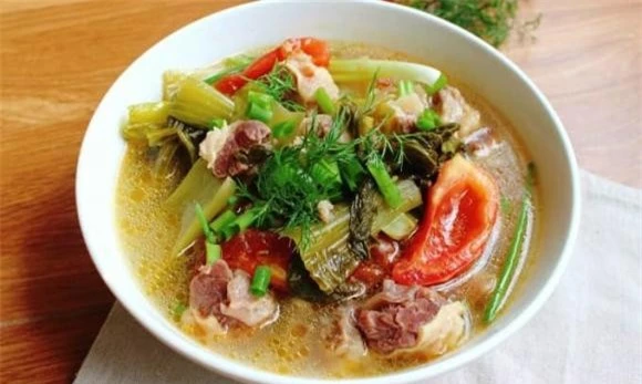 canh bò, canh bò nấu dưa chua, món ngon 