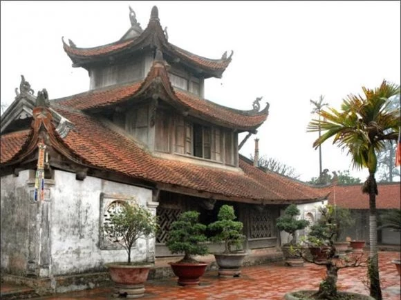 chùa chiền, nhà gần chùa, kiêng kị chùa chiền, hóa giải vận đen