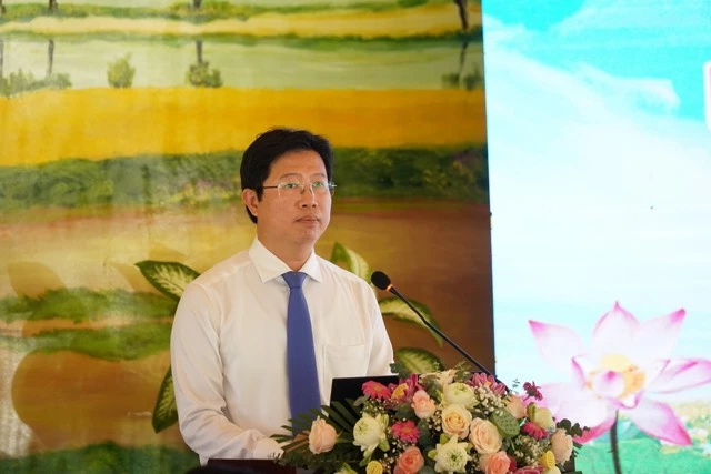 Phó Chủ tịch UBND tỉnh Đồng Tháp thông tin về các hoạt động tại lễ hội Sen lần II năm 2024.
