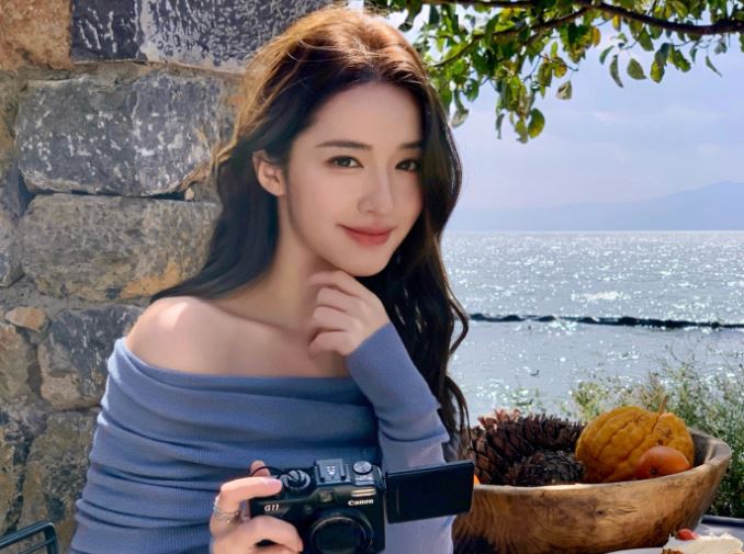 Ngọc nữ đẹp nhất làng bóng rổ 'thoát kén': Sắc vóc ngày càng nóng bỏng, gu mặc cực 'cháy'