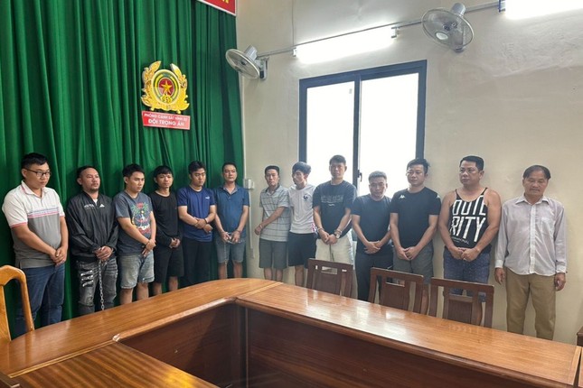 Triệt phá đường dây cá độ bóng đá gần 100 tỷ đồng ở TP Hồ Chí Minh