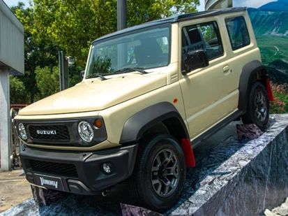 Chiêm ngưỡng vẻ đẹp của xe địa hình Suzuki Jimny, giá từ 789 triệu đồng tại Việt Nam