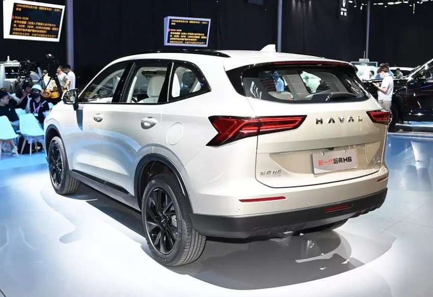 Haval H6 2024 chính thức ra mắt: Diện mạo 'lột xác', bổ sung nhiều trang bị