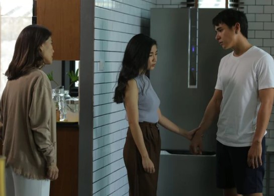 Hùng hổ theo chị gái đi đánh ghen nhưng khi nhìn rõ mặt 2 kẻ trong nhà nghỉ, tôi mới là người chết lặng