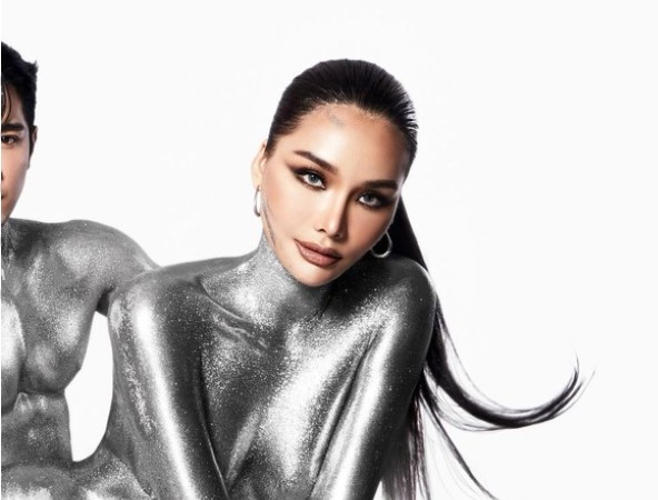 Hoa hậu cùng Nam vương Thái Lan chụp ảnh khỏa thân nhưng không phản cảm