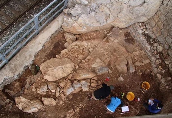 40.000 năm trước, loài khác đã bố trí nhà như người hiện đại